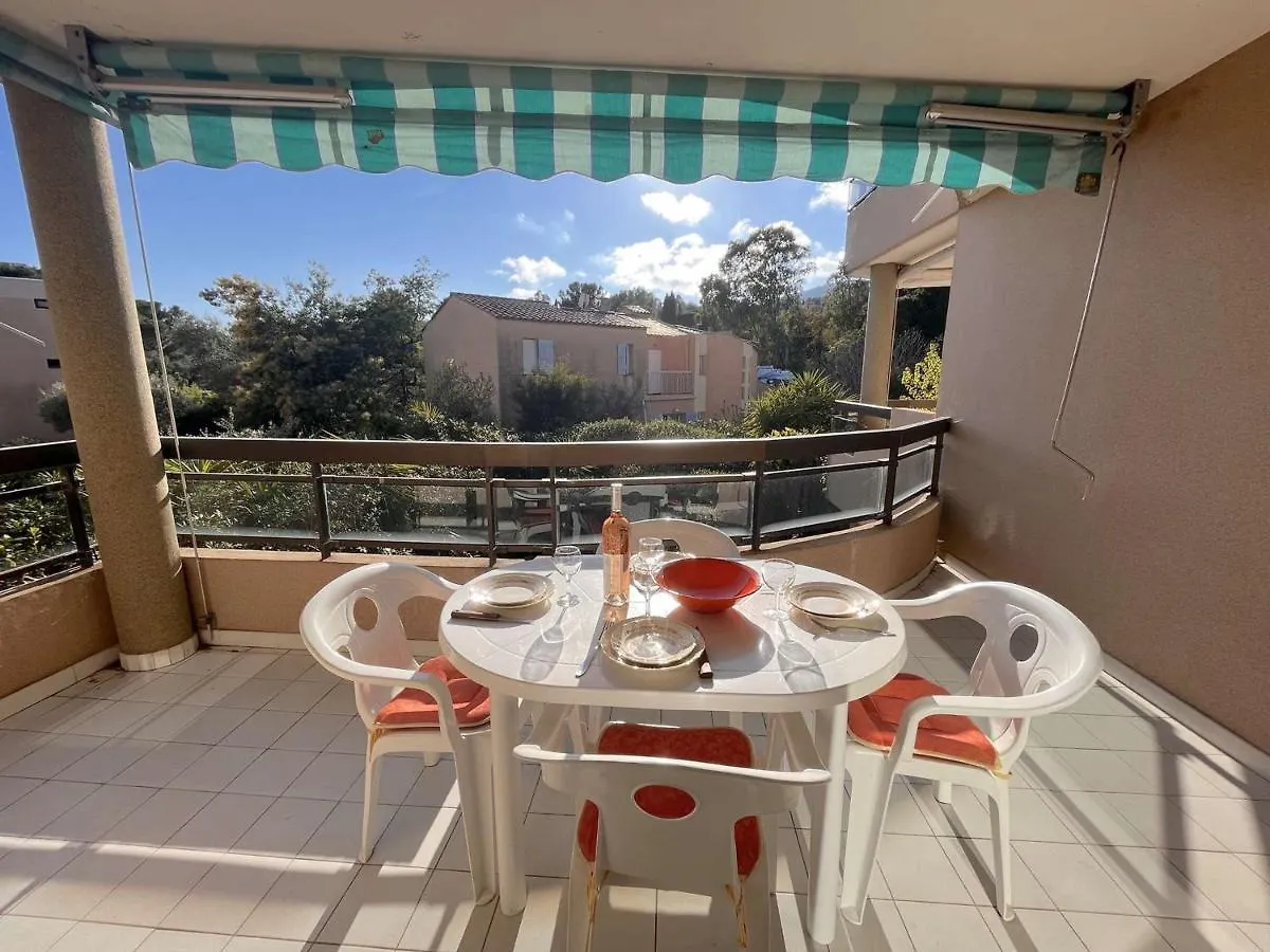 Διαμέρισμα Charmant T2 Avec Terrasse A 200M Des Plages - Cavalaire-Sur-Mer - Fr-1-226B-139 Γαλλία